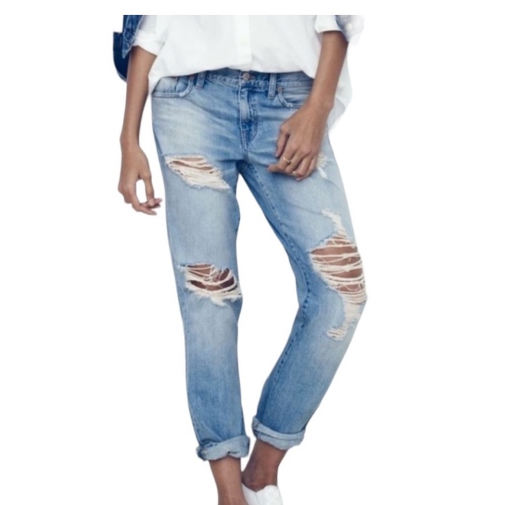 Madewell Boy Jean Distressed Relaxed Fit Boyfriend Style Light Blue Denim
